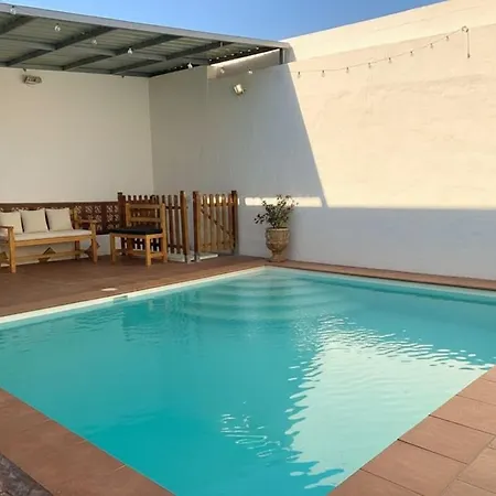Montana - Private Pool & Bbq