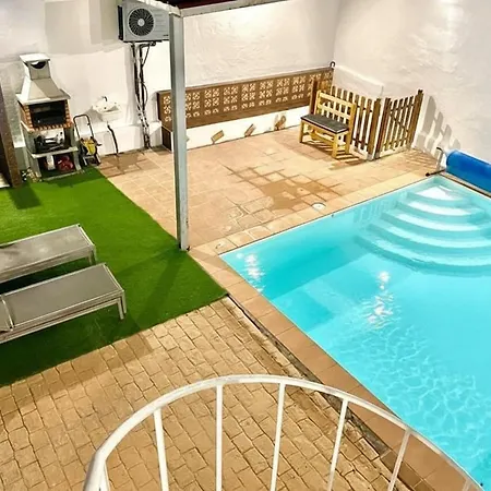 Montana - Private Pool & Bbq Vila Balcon de Telde