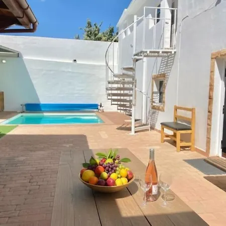 Montana - Private Pool & Bbq Balcon de Telde